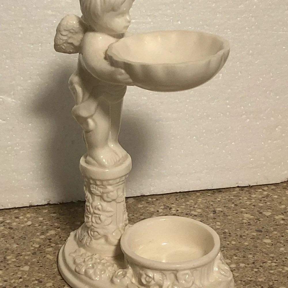 Vintage Avon Cherub Angel Tea light/Wax/Fragrance Figurine
